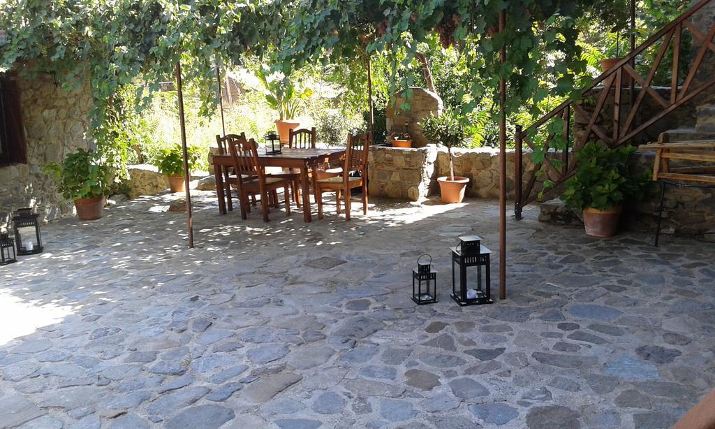 Xenis House Pensionat Galata Eksteriør billede